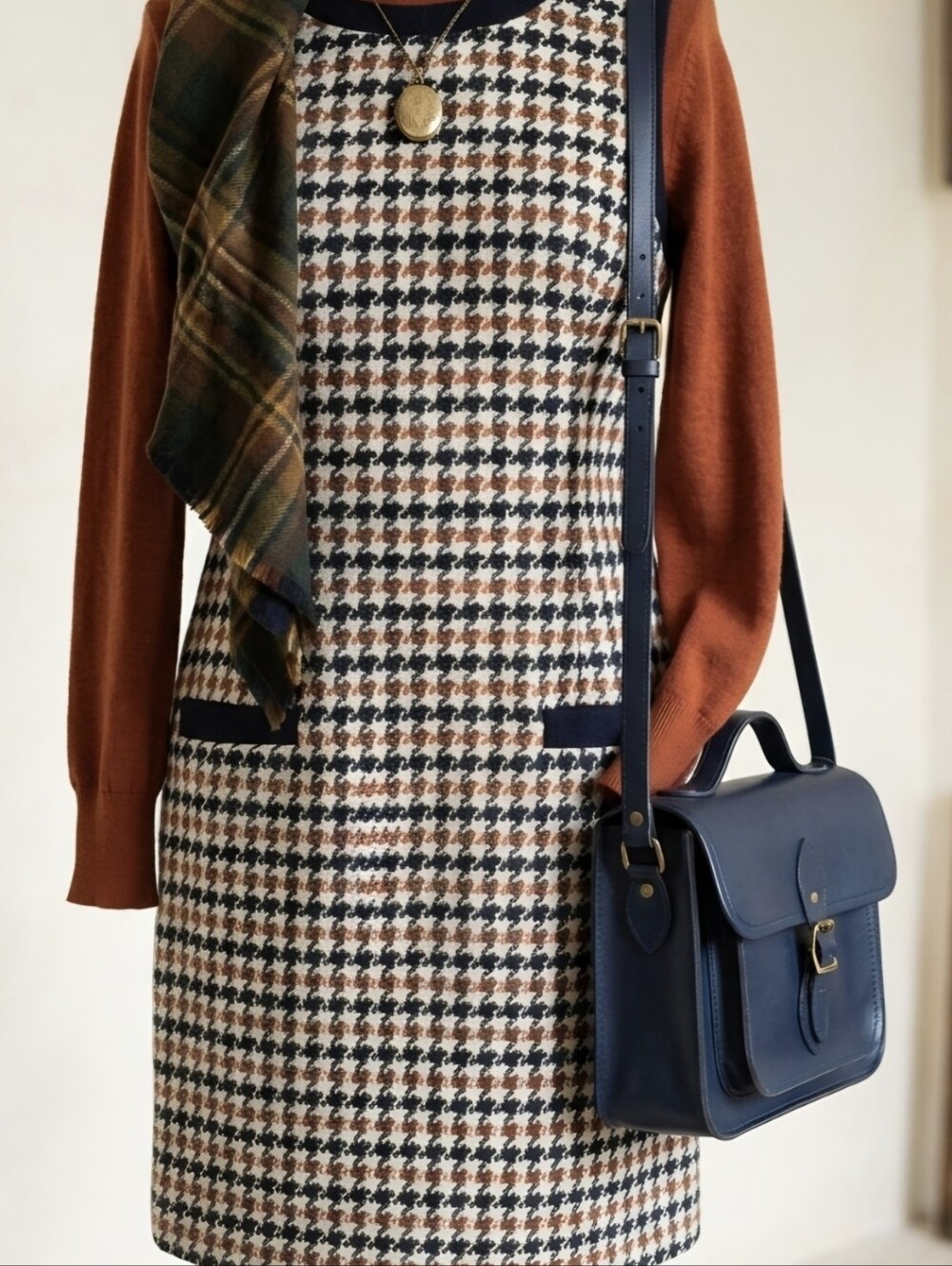 Vintage Boden Sleeveless Houndstooth Shift Dress